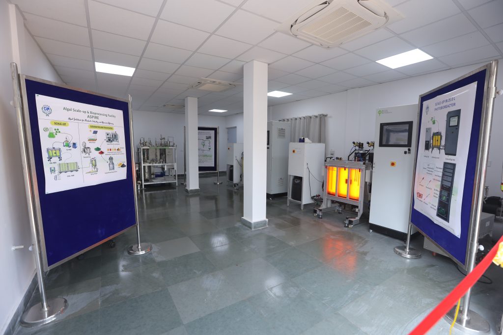 7,200 sq. mtr. of Mount Clean Room Sandwich Panels installed for a biotechnology research and development centre with ISO-classified cleanrooms.